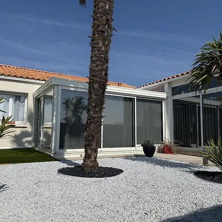 Dom wakacyjny Maison Familiale 3 Avec Jardin - La Pironniere *
